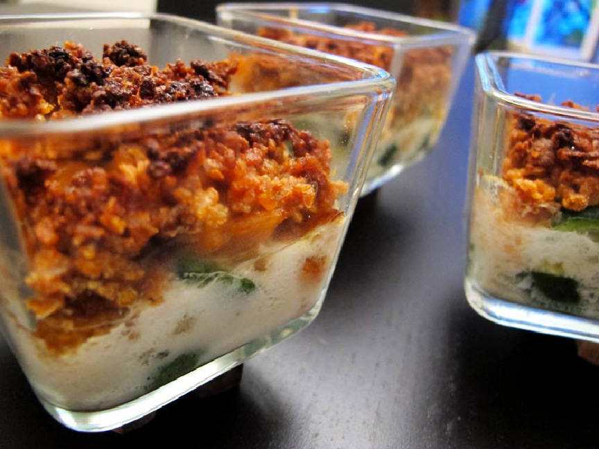 Cuisiner un crumble maison au saumon courgettes cornflakes